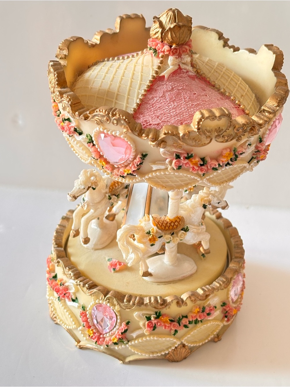 Very lovely Musical Carousel - Picture 3 of 8